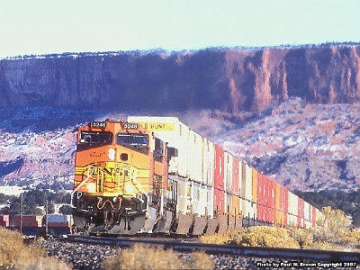 BNSF 5246 at Guam, NM in January 2007 I.jpg